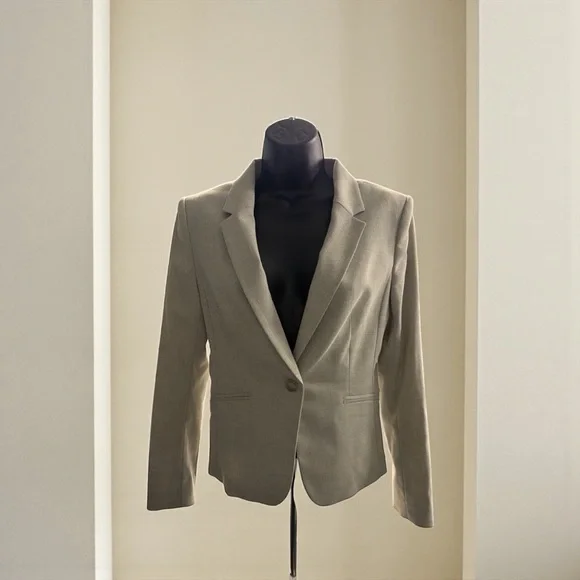 H&M Beige Women's Blazer - Picture 3 of 7